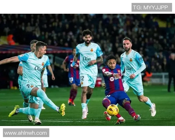 2016年巴塞罗那与阿森纳激战回顾:欧冠赛场的精彩对决与战术较量