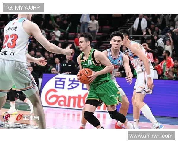 2018年12月19日辽宁队与青岛队激战正酣精彩瞬间回顾与赛后分析