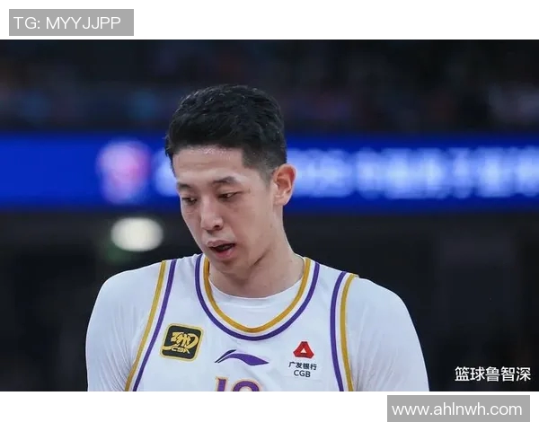 沈梓捷：从篮球新星到职业生涯的辉煌之路探索与成长的故事